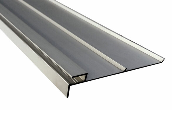 Profili per ancoraggio rivestimento PVC